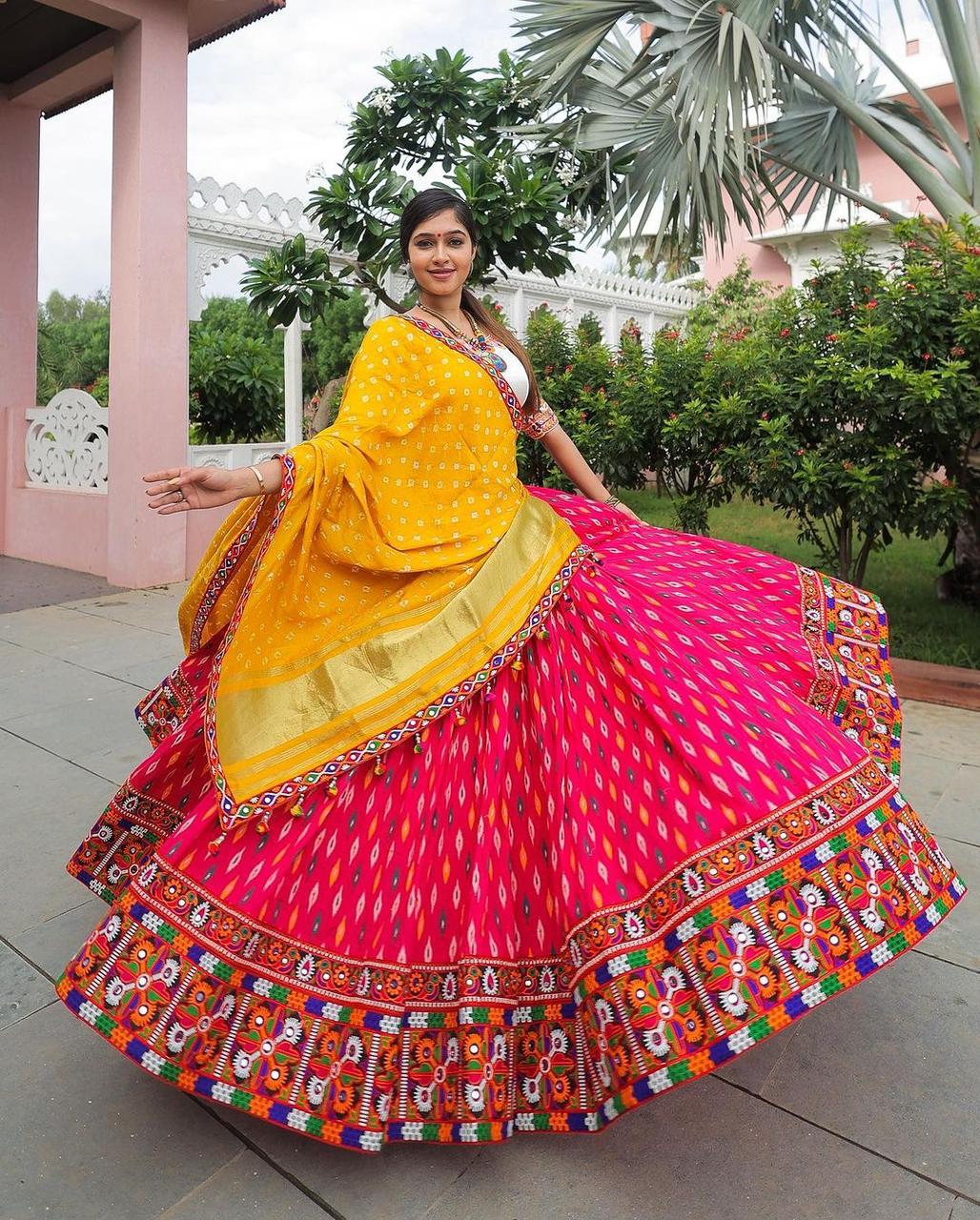 White Patola and Printed Lehenga: Embrace Serene Ethnic Beauty – Gusto  Village